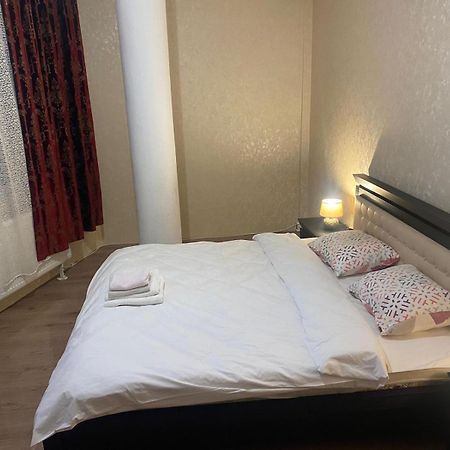 Suite Stay Iasi Esterno foto